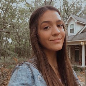 Meet your Posher, Rachel